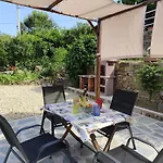 Casa vacanze La Casa Di Giada, A Piano Terra In Con Aria Condizionata, Wi-fi E Parcheggio Gratuito Poggi