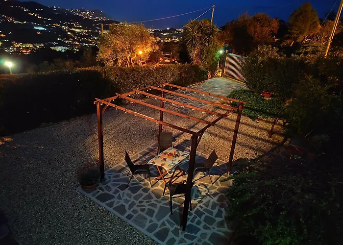 La Casa Di Giada, A Piano Terra In Con Aria Condizionata, Wi-fi E Parcheggio Gratuito